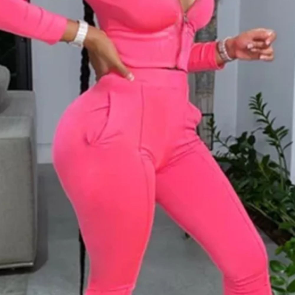 Outfit - Picture 8 of 12
